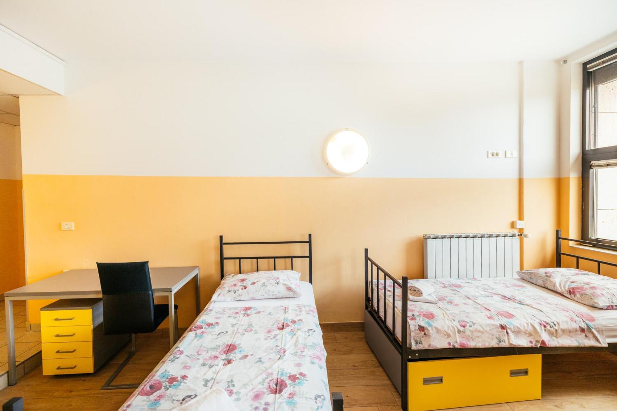 Motel Port Koper Eksteriør billede